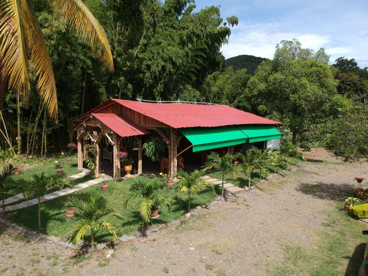 Hotel Campestre Campos Verdes Roldanillo Esterno foto